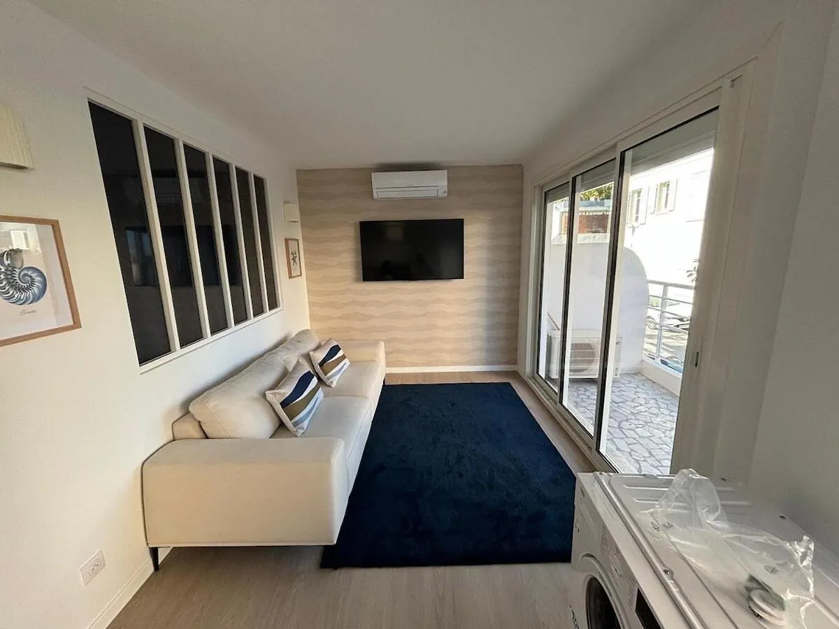 2-Bedroom Royal Beach, A 2Minutes De La Plage Cannes 0*,