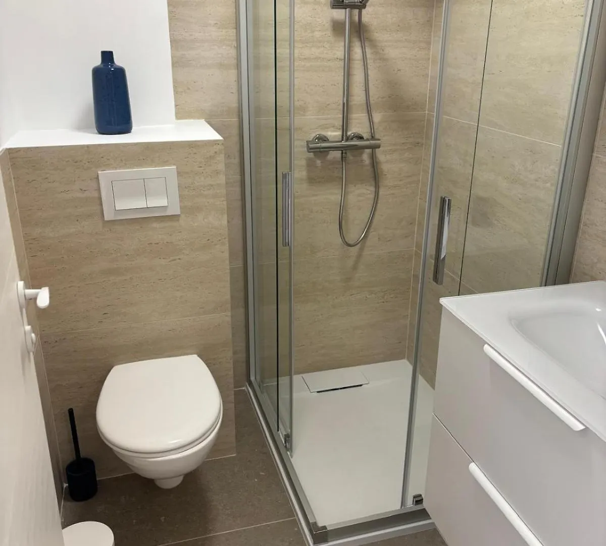 2-Bedroom Royal Beach, A 2Minutes De La Plage Cannes 0*,