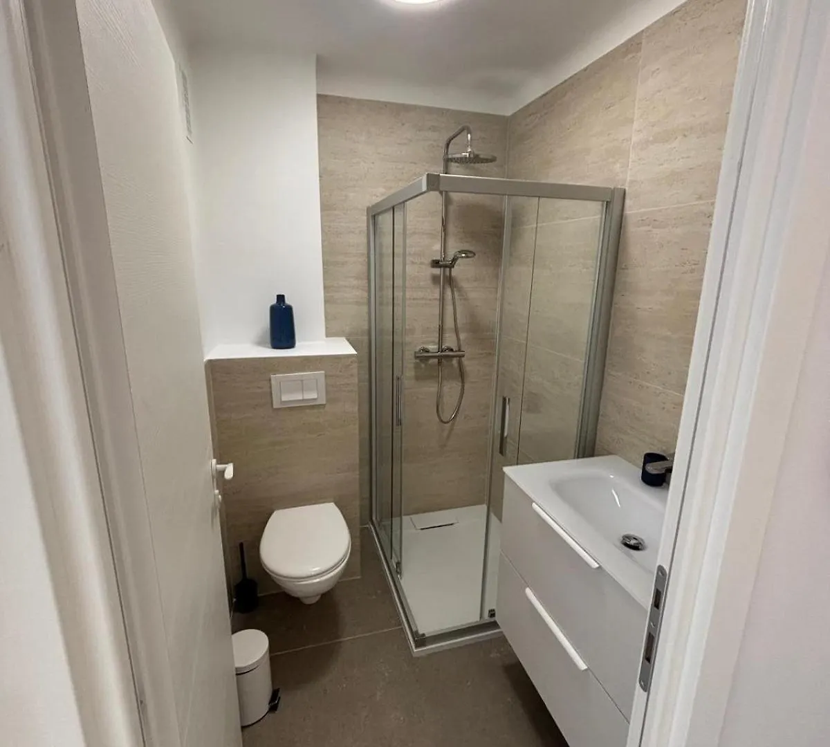Apartment 2-Bedroom Royal Beach, A 2Minutes De La Plage Cannes